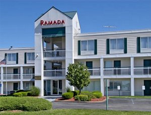 Ramada Inn St. Louis Airport North/Hazelwood