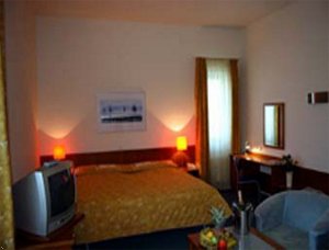 Ramada Airport Hotel Prague