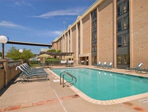 Ramada Austin Central