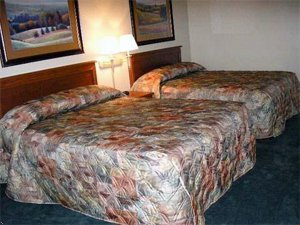 Rodeway Inn & Suites