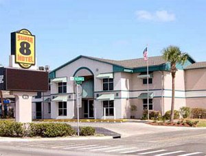 Super 8 Motel Orlando/Kissimmee Suites