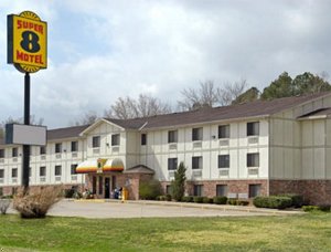 Fayetteville Super 8 Motel