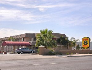 Phoenix/Mesa/Power Road & Main Super 8 Motel