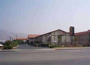 Super 8 Motel - Banning Casino/Outlet Mall