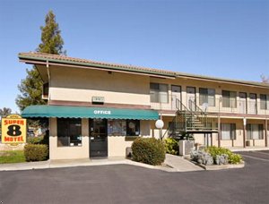 Super 8 Motel - Atascadero