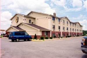 Austintown Super 8 Motel