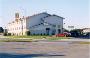 N W  Kansas City Airport Super 8 Motel