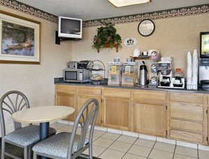 Harrisonville Super 8 Motel