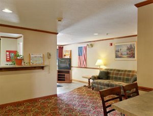 Tilton/Lake Winnipesaukee Super 8 Motel