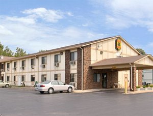 Moline/East Super 8 Motel