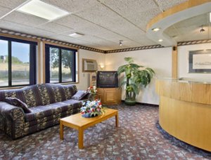 Super 8 Motel - Cottage Grove/St Paul Area