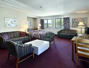 Super 8 Motel - Naples/Marco Island