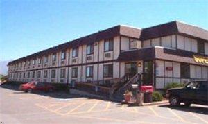 Super 8 Motel - Ogden