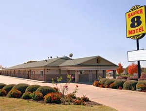 Super 8 Motel - Siloam Springs