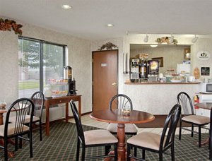 Super 8 Motel - Salina/I-70 & 9th Street