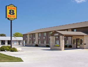 Humboldt Super 8 Motel