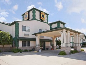 Super 8 Motel - Des Moines/Airport