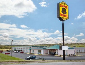 Super 8 Motel - Junction City