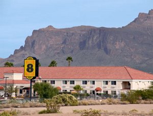 Apache Junction Super 8 Motel