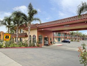 Super 8 Motel - Upland