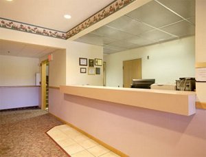 Super 8 Motel - Le Claire/Quad Cities Area