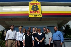 Super 8 Motel - Seville