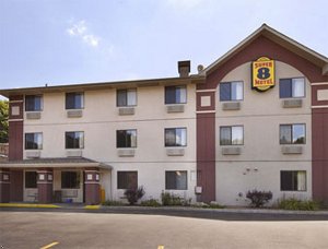 Super 8 Motel - Wheeling