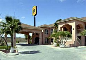 Super 8 Motel - Edinburg