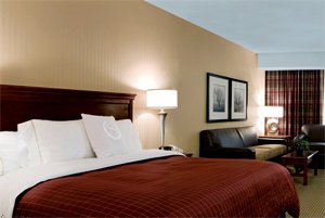 Sheraton West Des Moines Hotel