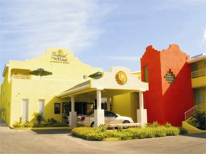 Tropical Winds Apartment Hotel