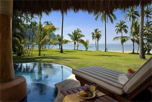 El Tamarindo Beach & Golf Resort