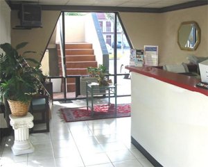 Red Carpet Inn & Suites Kissimmee