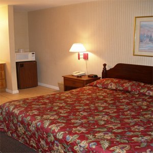 Red Carpet Inn & Suites New Milford