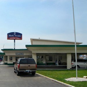 Best Value Inn & Suites Hannibal