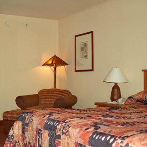 Saimon Creek Inn And Suites Vancouver