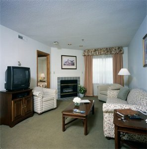 Centennial Inn Suites