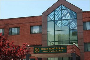 Maron Hotel And Suites