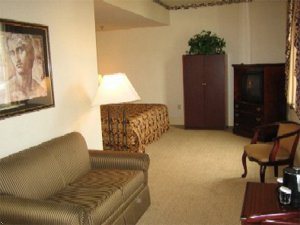 Tazewell Hotel And Suites