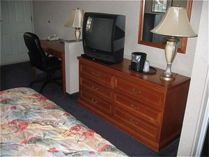 Burbank Inn And Suites