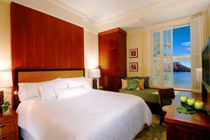 Moana Surfrider, A Westin Resort Waikiki Beach