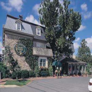 Golden Plough Inn At Peddler's Village