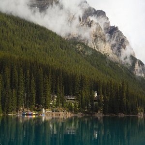 Moraine Lake Lodge