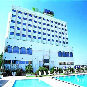 Muscat Holiday Hotel