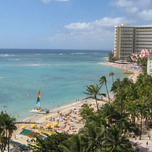 Aqua Waikiki Beachside