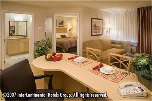 Candlewood Suites Cleveland, N. Olmsted, Oh