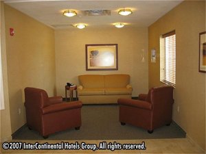 Candlewood Suites Hattiesburg