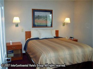 Candlewood Suites Huntersville