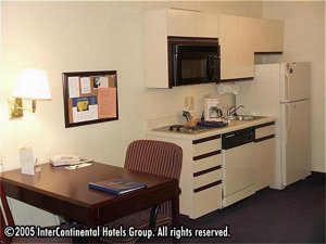 Candlewood Suites Raleigh/Crabtree