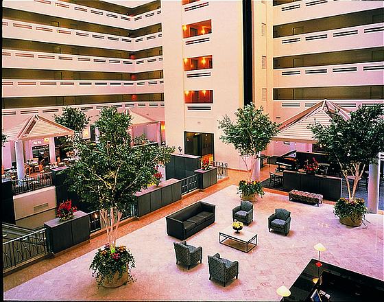 Radisson Hotel Denver Stapleton Plaza