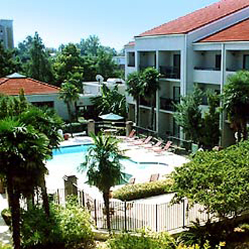 Courtyard By Marriott Downtown San Antonio